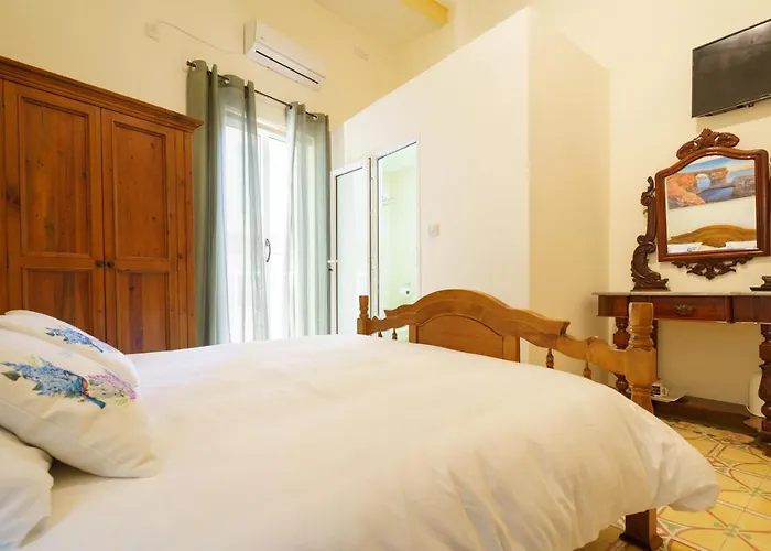 Lantern Bed & Breakfast