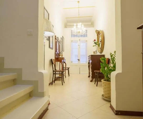 Bed & Breakfast Lantern 3*